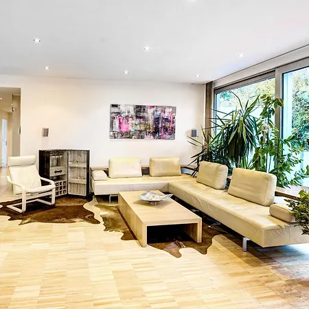 Sky View Apartment